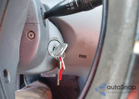 2003 Toyota Corolla Le из США, поврежденный, VIN 2T1BR32E53C078664